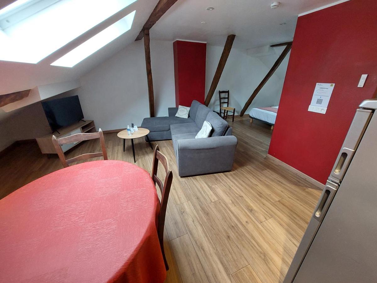 Logis Hotel - Les Pasteliers Lavaur  Bagian luar foto