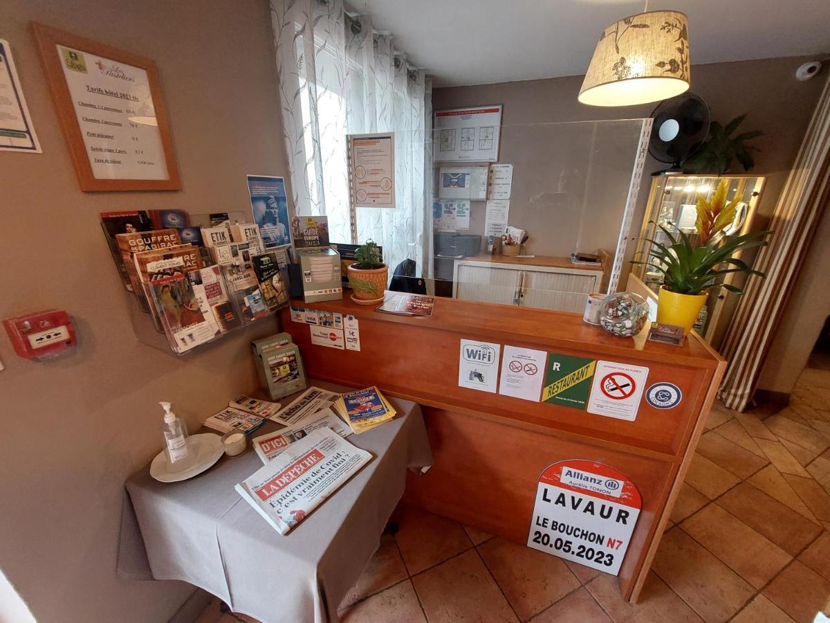 Logis Hotel - Les Pasteliers Lavaur  Bagian luar foto