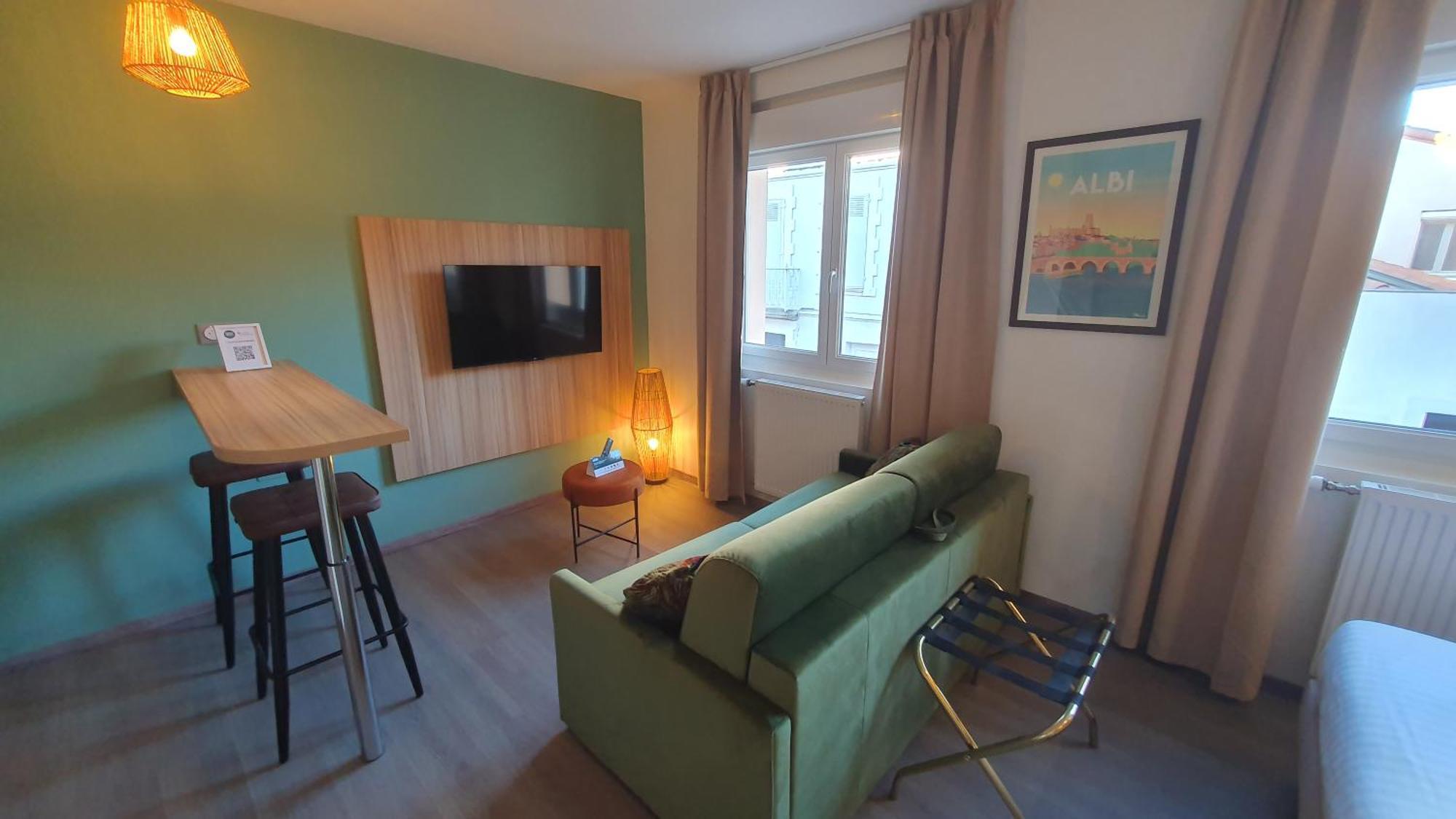 Logis Hotel - Les Pasteliers Lavaur  Bagian luar foto